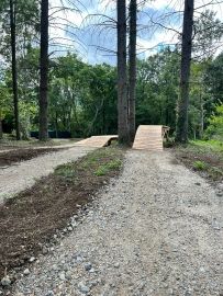 Le parcours VVT et le terrain multi-sports